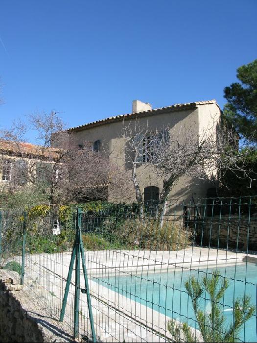  Mas de Village à Cornillon avec piscine